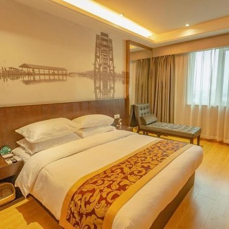 Greentree Inn Zhejiang Huzhou South Street Chaoyin Bridge Business Hotel Bagian luar foto